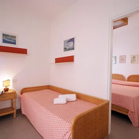 Apart Otel Sud Est 2*